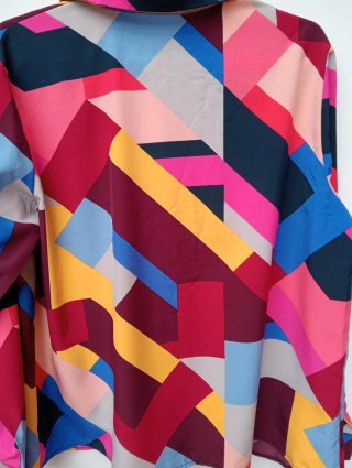 Camisa estampada geométrica Shein Curve- Talla 0XL