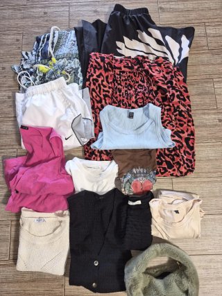 Lote Ropa Mujer/Hombre Tallas M, L ,S, 71 Prenda.