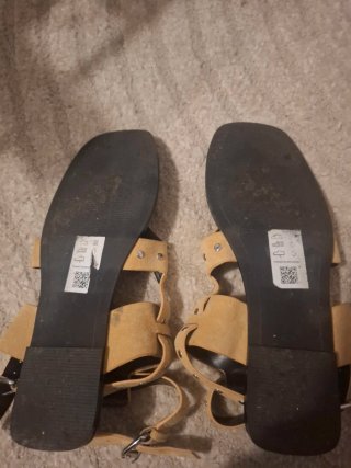 Sandalias romanas planas Asos beige T.38