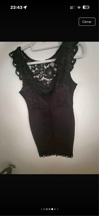Vestido Lypsi negro con encaje