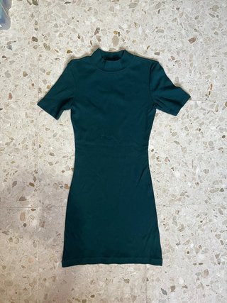 Vestido corto Zara verde oscuro