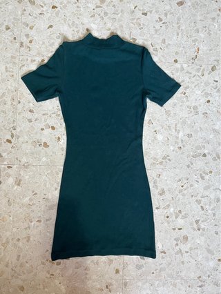 Vestido corto Zara verde oscuro