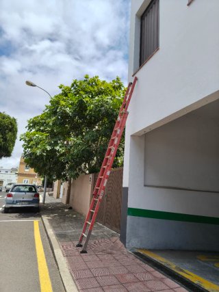 Escaleras de 12 peldaños