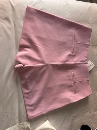 Conjunto Zara Blusa Floral y Shorts Rosa Talla S
