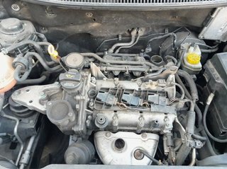 1147147 centralita 03e906033l volkswagen polo