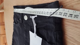Pantalón corto negro Pull&Bear Talla 32