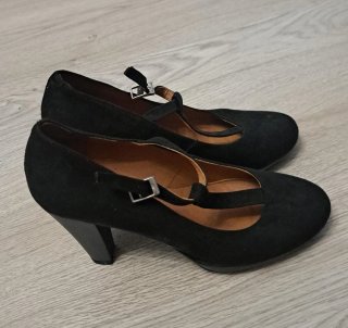 Zapatos de piel tacón Mary Jane negros