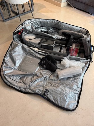 Maleta porta bicicleta Evoc + guías