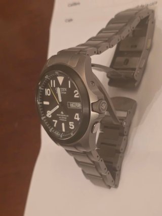 Reloj Citizen Eco-Drive Titanium Radiocontrolado
