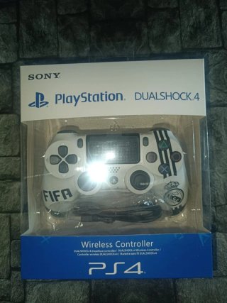 Mando PS4 DUALSHOCK 4 FIFA Real Madrid
