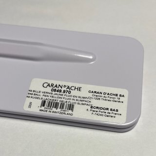 Bolígrafo Caran d'Ache 849