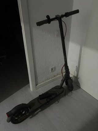 Patinete Eléctrico Xiaomi Mi Electric Scooter 4