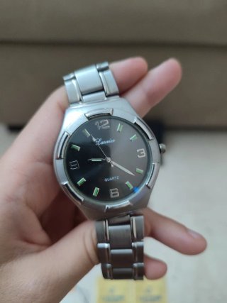 Lote de relojes, cajas y correas accesorios
