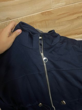 Conjunto chándal azul y beige
