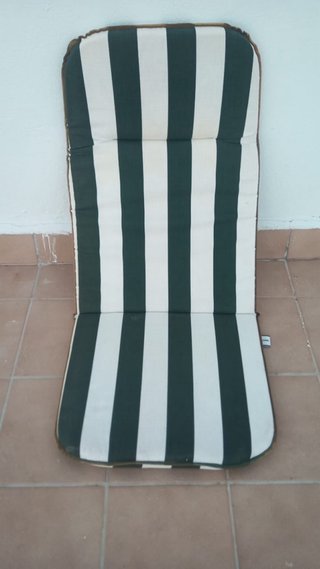Cojín para silla a rayas verde y blanco