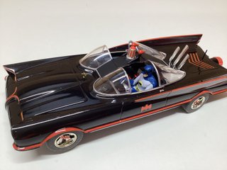 Coche Scalextric Batmobile Clásico TV Series