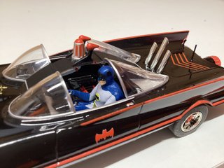 Coche Scalextric Batmobile Clásico TV Series