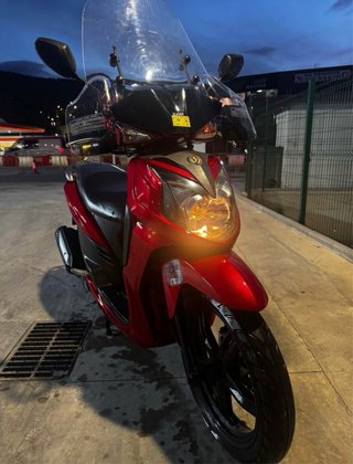 Moto Symphony SR 125 Roja