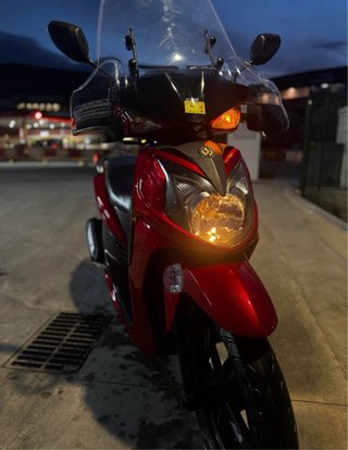 Moto Symphony SR 125 Roja