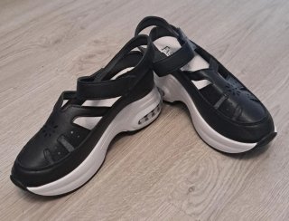 Sandalias deportivas plataforma mujer negras