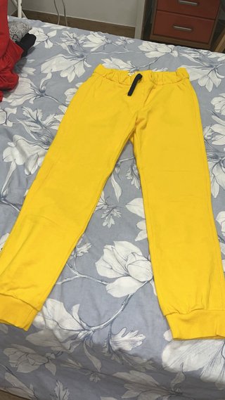 Chándal United Colors of Benetton Amarillo