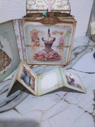 Álbum de scrapbooking vintage