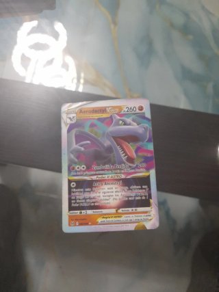 Carta Pokémon Aerodactyl V ASTRO 093/196