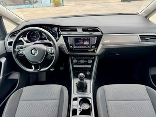 Volkswagen Touran 2016