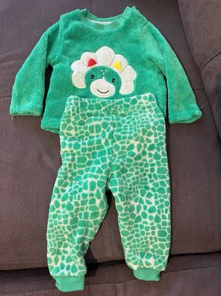Lote de pijamas niño 6 a 9 meses otoño invierno
