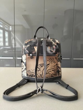 Mochila Anekke con llavero