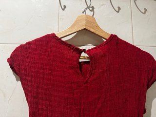 Vestido largo rojo S volantes asimétrico