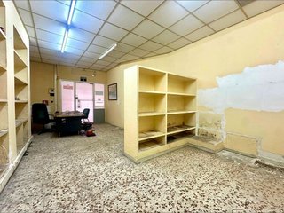 Local comercial en venta en Barrio Alto - San Félix - Oliveros - Altamira en Almería