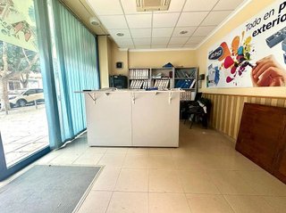 Local comercial en venta en Nueva Almería - Cortijo Grande - Vega de Acá en Almería