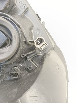 FARO DERECHO SUZUKI SWIFT BERLINA (RS/MZ) M13A 35