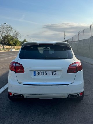 Porsche Cayenne 2011
