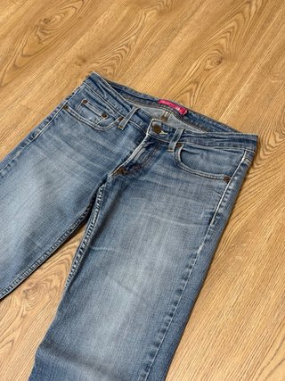 Jeans Levi's 524 Too Superlow Straight W31 ES40
