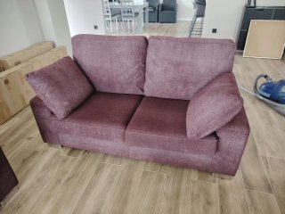 Sofá 2 plazas morado
