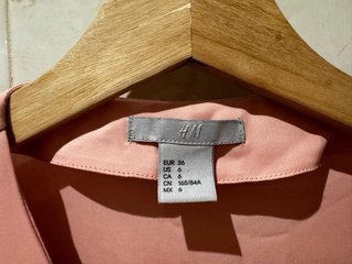 Blusa rosa H&M volantes talla S