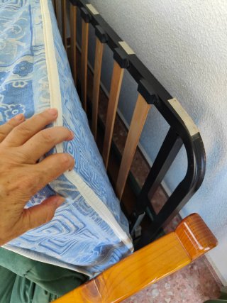 Sofá Cama Clic Clac Madera y Tela