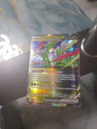 Carta Pokémon Ferroverdor EX 220 HP