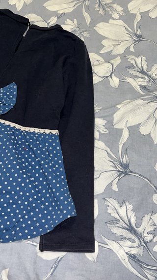 Camiseta manga larga con lunares