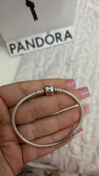 Pulsera Pandora Plata con Charm