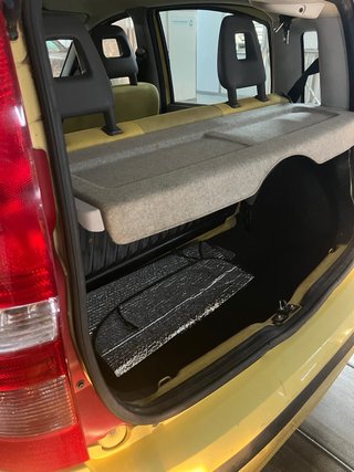 FIAT Panda  105.000 kms Pegatina C