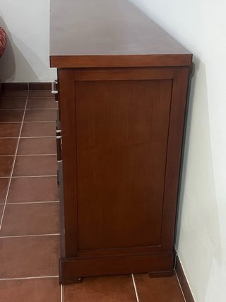 Aparador de madera maciza