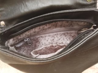 Bolso bandolera blanco y negro
