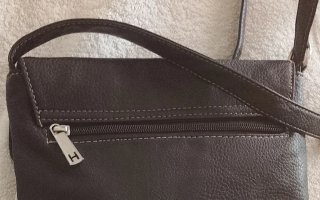 Bolso bandolera blanco y negro