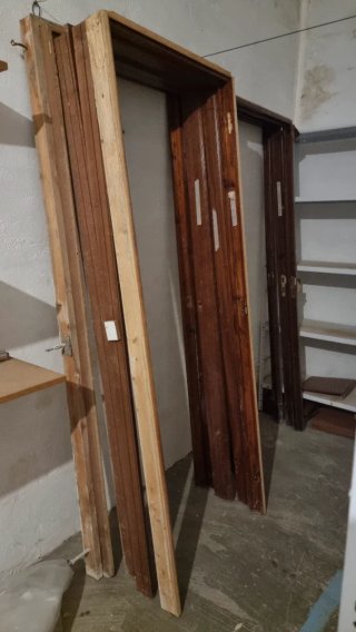 Puertas de madera maciza