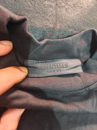 Camiseta Essentials Fear Of God Negra