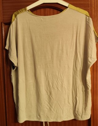 Camiseta TRUCCO verde y blanca talla S