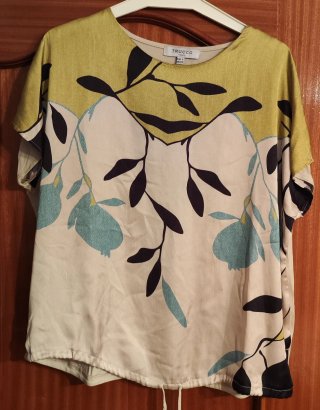 Camiseta TRUCCO verde y blanca talla S